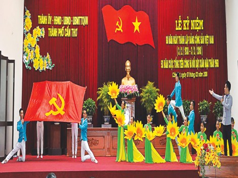 Long trọng tổ chức Lễ kỷ niệm 88 năm

Ngày thành lập Đảng Cộng sản Việt Nam, 50 năm

Cuộc Tổng tiến công và nổi dậy Xuân Mậu Thân 1968