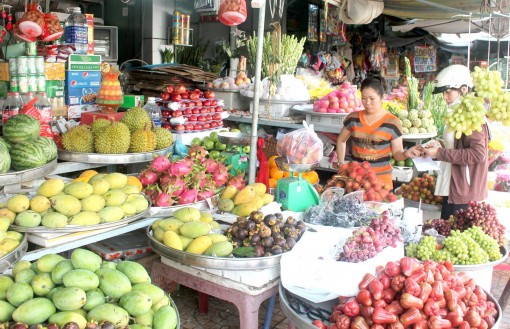 Giá nhiều mặt hàng hoa quả tăng cao