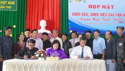 Vận động hỗ trợ 1 tỉ đồng xây dựng cầu giao thông ở huyện Cờ Đỏ