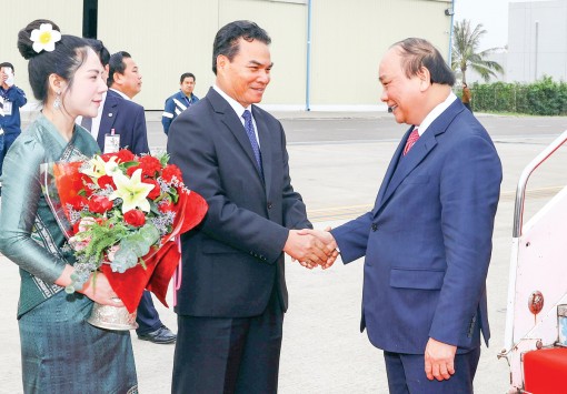 Thủ tướng Nguyễn Xuân Phúc  đồng chủ trì Kỳ họp lần thứ 40 Ủy ban liên Chính phủ Việt Nam - Lào