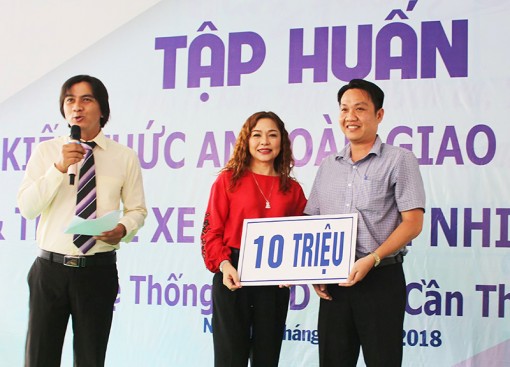 Doanh nghiệp tập huấn kiến thức

an toàn giao thông cho khách hàng