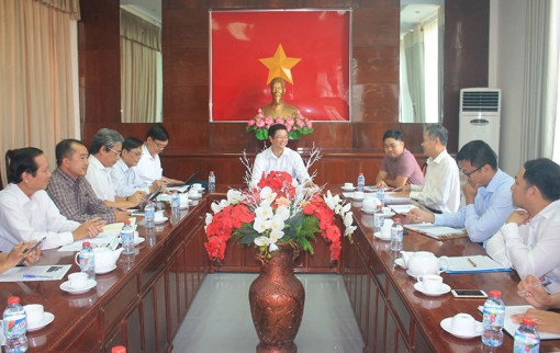 Thành phố quan tâm hợp tác với Trường Đại học

Cần Thơ và các đối tác Úc trong phát triển

nông nghiệp thông minh