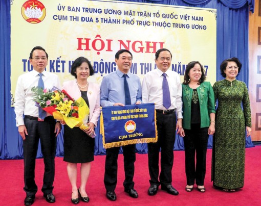 Xây dựng khối đại đoàn kết toàn dân tộc vững mạnh, vì sự phát triển của thành phố