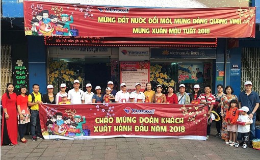 Vietravel Chi nhánh Cần Thơ chào mừng đoàn du khách xuất hành du xuân đầu năm 2018