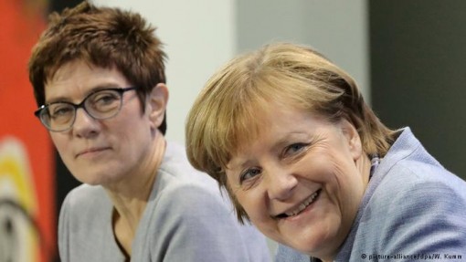 Hé lộ ứng viên có khả năng thay bà Merkel