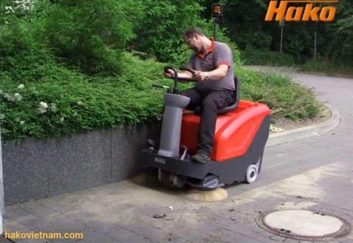 [QC] Những lưu ý quan trọng khi sử dụng máy hút bụi công nghiệp bạn cần biết