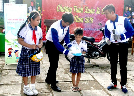 Giáo dục kiến thức về an toàn giao thông cho thiếu nhi