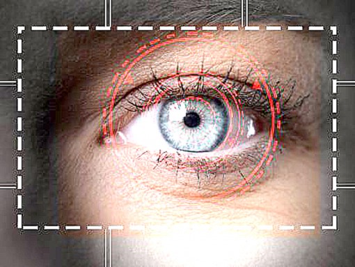 AI có thể cảnh báo nhồi máu cơ tim qua ảnh chụp mắt