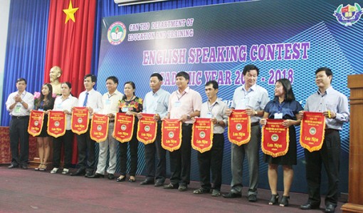 Khai mạc Hội thi Hùng biện tiếng Anh cấp thành phố