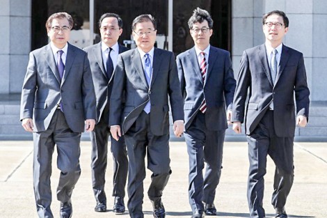 Nhà lãnh đạo Triều Tiên

Kim Jong-un tiếp đặc phái viên của Tổng thống Hàn Quốc