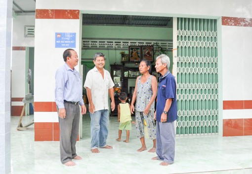 Nhiều giải pháp giúp nhân dân nâng cao đời sống