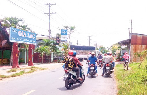 Tỉnh lộ 922 quá tải: Cần nhanh chóng tập trung giải phóng mặt bằng

triển khai  dự án