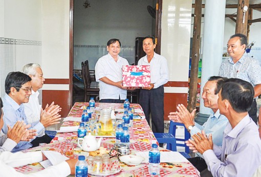 Đẩy mạnh chuyển dịch cơ cấu cây trồng, vật nuôi; hướng đến sản xuất nông sản sạch