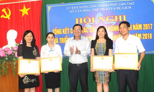 Kinh nghiệm của đơn vị dẫn đầu