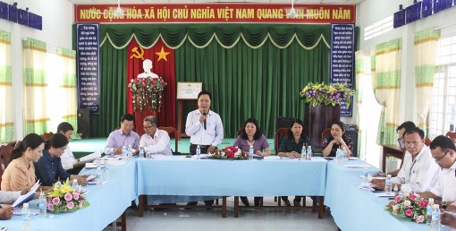 Khảo sát công tác đầu tư

xây dựng, nâng cấp cơ sở

giáo dục công lập chuẩn quốc gia