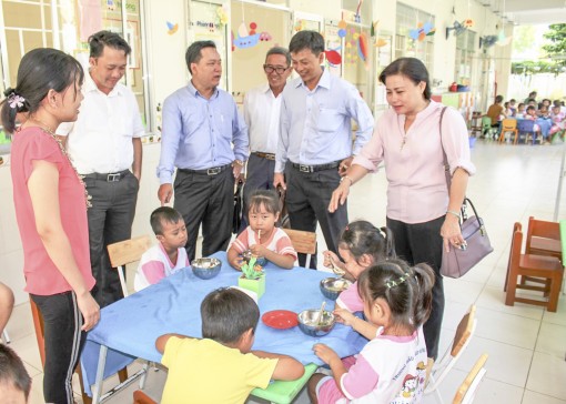 Khảo sát tình hình đầu tư, xây dựng trường đạt chuẩn quốc gia tại quận

Cái Răng và Ninh Kiều