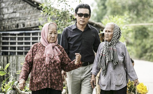 Những ngã rẽ thiện - ác trong “Bên kia sông”