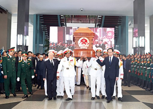 Cử hành trọng thể Lễ truy điệu và an táng nguyên Thủ tướng Phan Văn Khải