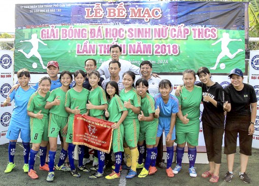 Tín hiệu vui từ bóng đá phong trào Cần Thơ