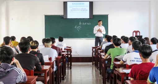 Đại học Kỹ thuật - Công nghệ Cần Thơ chính thức được

đào tạo ngành Công nghệ

sinh học