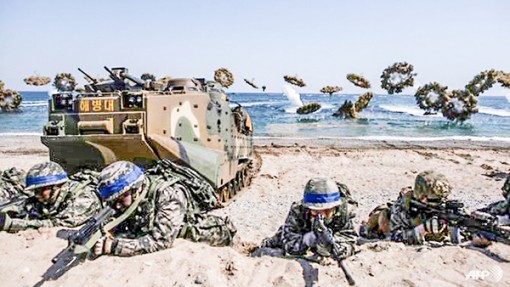 Mỹ, Hàn lại rầm rộ

tập trận