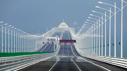 Trung Quốc sắp khánh thành cầu vượt biển dài nhất thế giới
