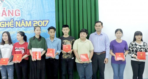 Giúp người lao động có việc làm với nghề được học