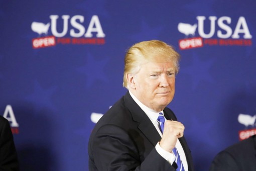 Ông Trump dọa áp thêm thuế đối với Trung Quốc