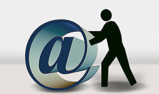 Dùng email để kiểm soát mạng xã hội