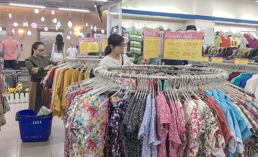 Đi mua hàng giảm giá