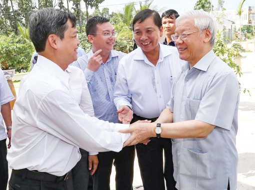 Tập trung làm tốt công tác xây dựng, chỉnh đốn Đảng, xây dựng hệ thống chính trị