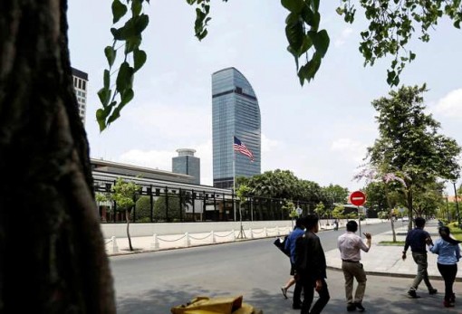 Đại sứ quán Mỹ tại Campuchia sa thải

32 nhân viên vì xem tài liệu khiêu dâm