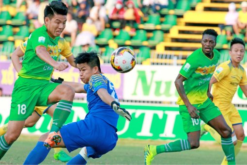 Luiz lập cú đúp trong trận hòa đáng tiếc của Cần Thơ