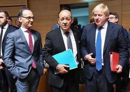 Các ngoại trưởng EU tìm cách thu hẹp bất đồng về cuộc tấn công Syria