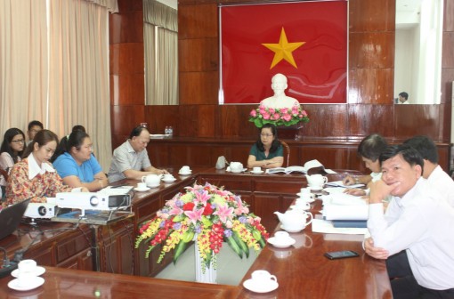 Xem xét phương án thiết kế kiến trúc cảnh quan tuyến đường dọc rạch Khai Luông