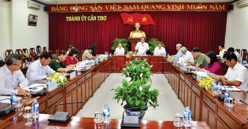 Tiếp tục quan tâm tháo gỡ khó khăn, giúp doanh nghiệp đẩy mạnh sản xuất kinh doanh