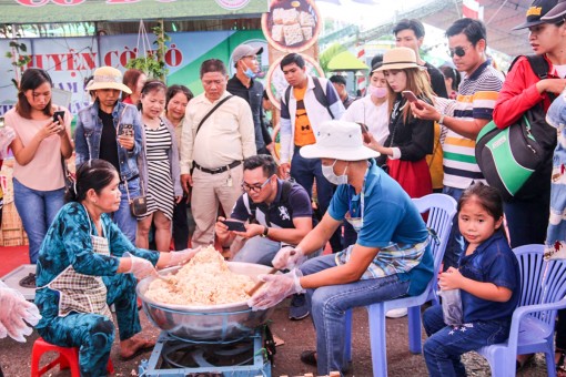 Bánh dân gian Nam bộ cần liên kết để cạnh tranh trên thị trường