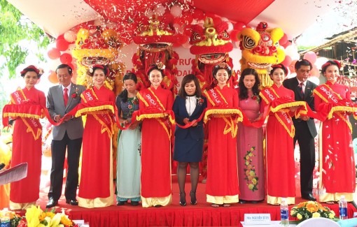 Công ty BHNT Dai-ichi Việt Nam mở rộng mạng lưới kinh doanh và trao học bổng cho học sinh có hoàn cảnh khó khăn tại Cần Thơ