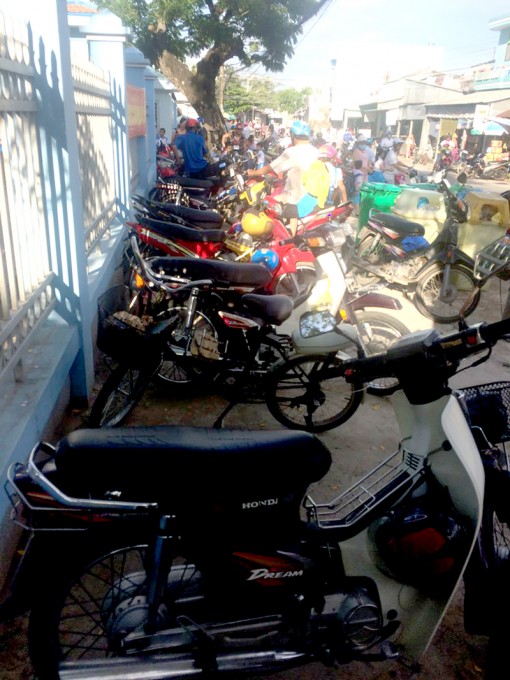 Đảm bảo trật tự an toàn giao thông trước cổng trường