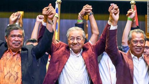 Sự​ trở lại ngoạn mục của tiến sĩ Mahathir