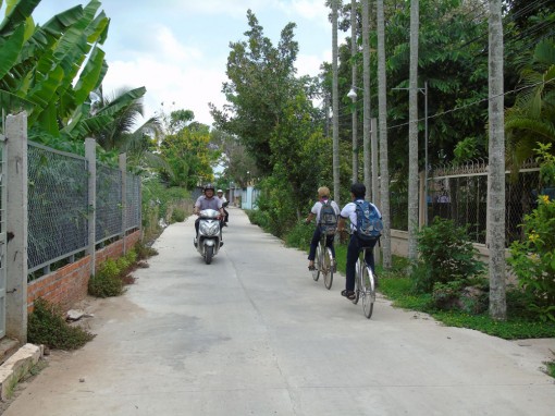 Xây dựng cầu, đường đảm bảo an toàn giao thông
