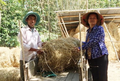 ឆ្លង​កាត់​លំ​បាក​ចិញ្ចឹម​កូន​រៀន​សូត្រ