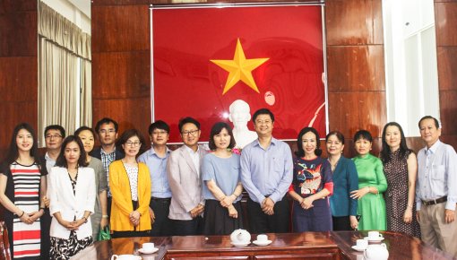 Thảo luận nhiều vấn đề liên quan đến chăm sóc, bảo vệ trẻ em các gia đình Việt- Hàn