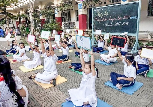 Sáng tạo tuyên truyền về văn hóa giao thông