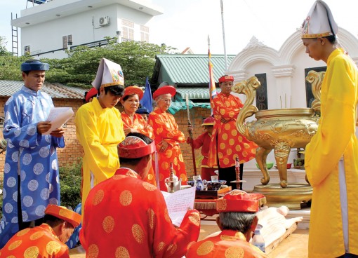 Lễ cúng Thần Nông ở Cần Thơ