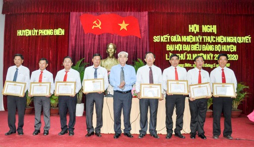 Quyết tâm xây dựng và phát triển huyện Phong Điền thành đô thị sinh thái