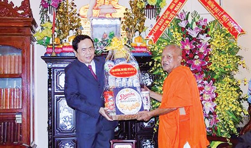 Lãnh đạo Quốc hội, Ủy ban

Trung ương MTTQ Việt Nam 

chúc mừng Lễ Phật đản