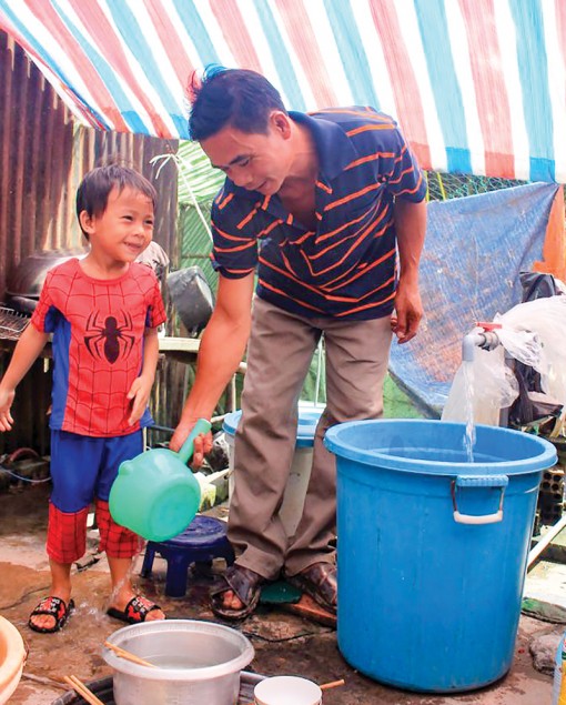 Nư​ớ​c sạc​h cho sức khỏe cộng đồng