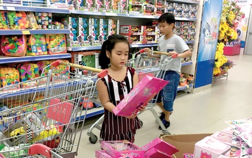 Phong phú quà tặng cho ngày 1-6