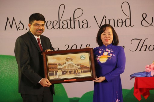 Đoàn nghệ thuật truyền thống Ấn Độ biểu diễn tại Cần Thơ